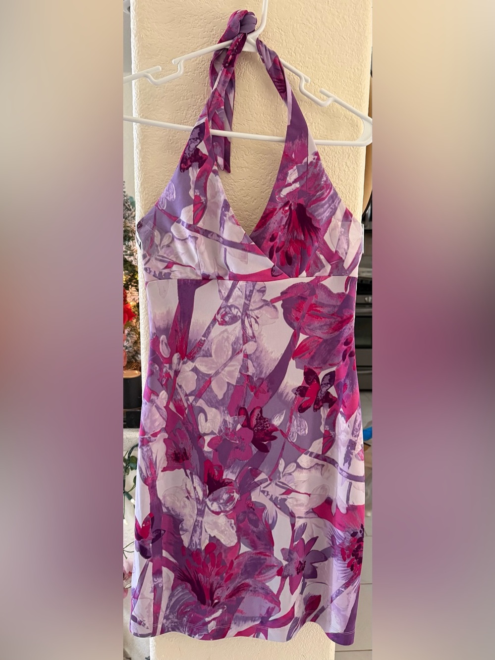 Express : Junior’s Floral Halter Dress in Pink & Purple ( Size 7/8 ) Like New